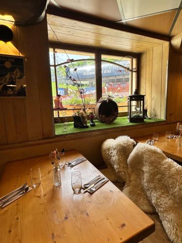 Hôtel-Chalet les Mélèzes - image 3