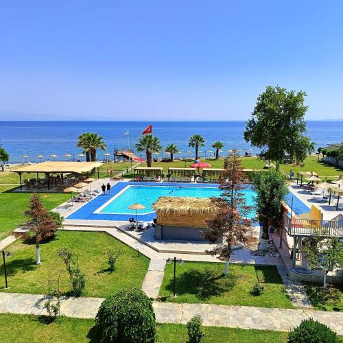 RA Resort Otel in Narlı Mahallesi