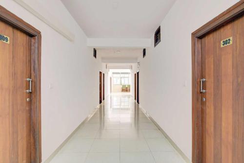 Foyer, Townhouse KSRTC Madikeri Bus Terminal in Coorg