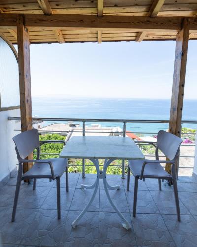 Qeparo Pano Rooms - main image