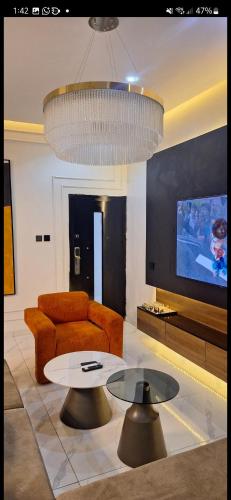 One-Bedroom Apartment image 10