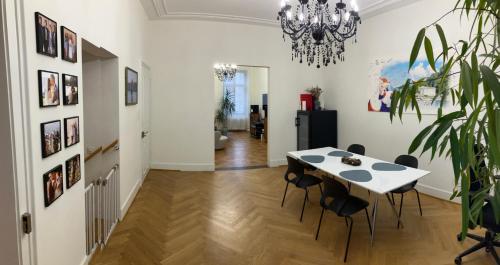 Duplex in a charming townhouse, Basilea (foto 4)
