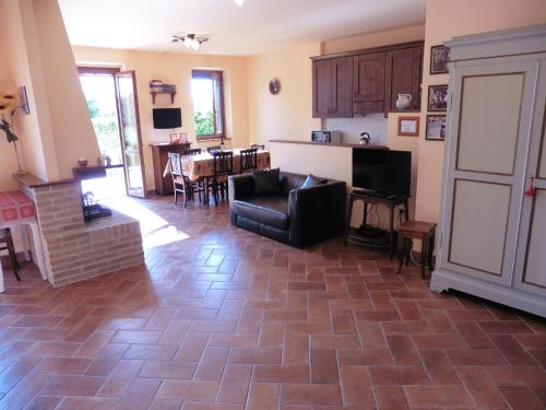 La Loggina Maxi con 2 giardini recintati privati 4
