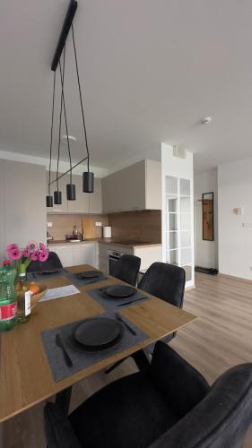 Magnolia Terrace Apart - FREE PARKING, Family & Sport Friendly Area, Братислава (фото 8)