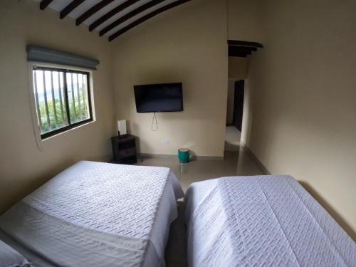 3 double beds