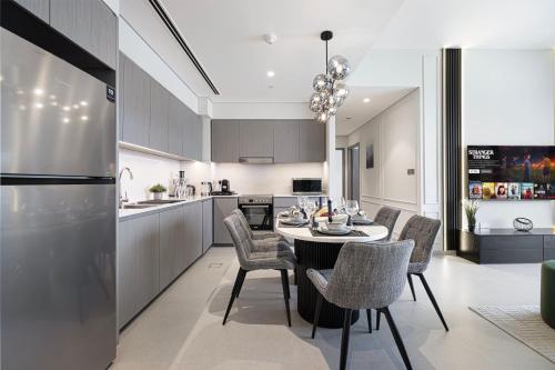 Sky-High Luxury 2BR Burj View Walk Dubai Mall, Dubai (Foto 9)
