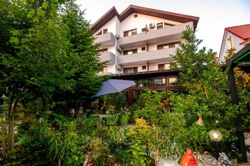grădină, Hotel-Apartments Roxy&Maryo in Eforie Nord