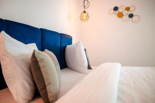 Hotel-Apartments Roxy&Maryo – Eforie Nord, CA