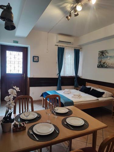 Arcobaleno Apartments in พิราน