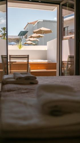 Pinelopi Hotel Room Type - Superior Studio with Hot Tub