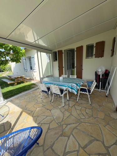 Maison 6,8 pers a proximité des plages