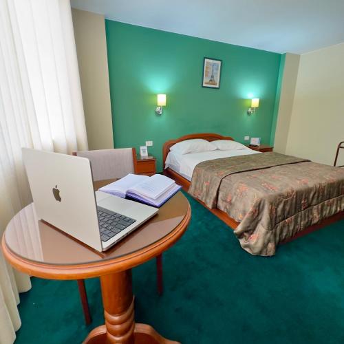 Hotel La Molina, Lima
