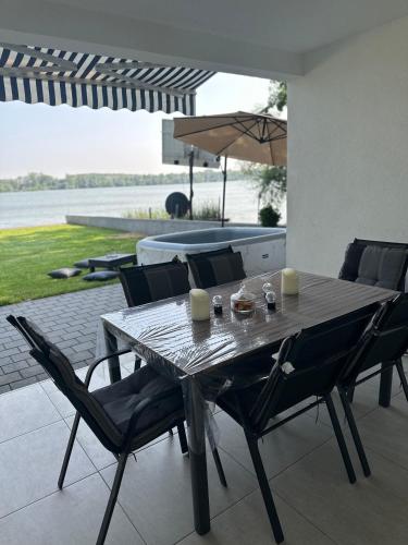 Beli Dvor na Dunavu in Kovin