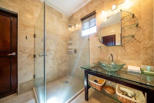 Spacious 2 BR Condo in Playacar II - At Rosa Blanca Condos - Sueño in Playa del Carmen, Mexico