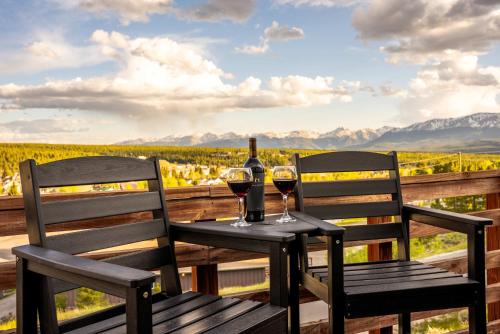 The Hilltop Haven w Hot Tub and The Best Views in Leadville, USA