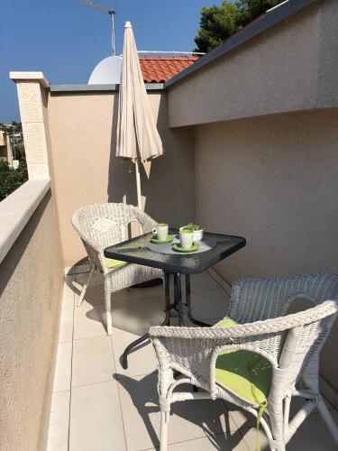 Erkély/terasz, Apartments SVI-MI in Gradac