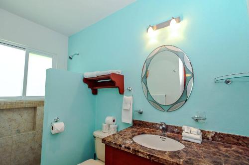 Villa with 4 Bedrooms a few steps from the beach - Playacar - Vista del Mar in Playa del Carmen, Mexico