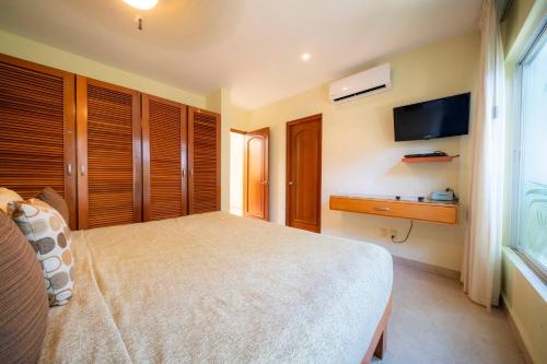 Villa with 4 Bedrooms - Spacious Oceanview with private Pool At Pura Vida in Playa del Carmen, Mexico