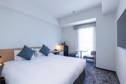 Standard Double Room with Washing Machine room in Tokyu Stay  Osakahonmachi