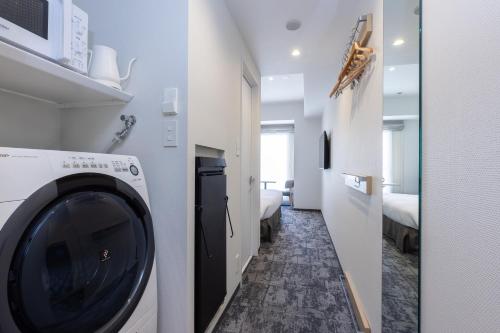 Standard Double Room with Washing Machine image 2