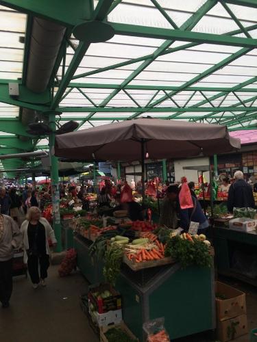 M&M Downtown Apartment - image 2