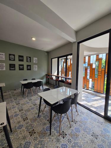 Rebahan Stay near Pasar Keputran