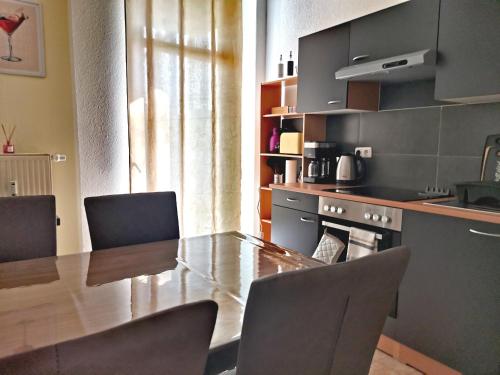 4RELAX - Praktisch und bequem, 4 Betten, zwei Zimmer, Plauen