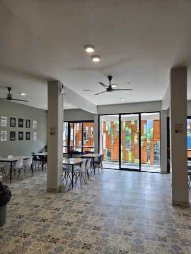 Rebahan Stay near Pasar Keputran