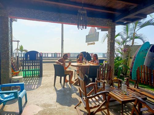 Hostal Mirada al Mar in ปวยร์โต โลเปซ