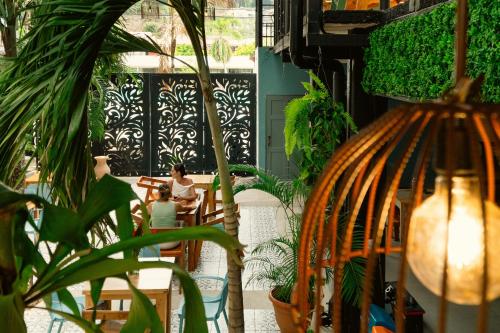 Restaurant, Wide Mouth Frog Quepos in Quepos