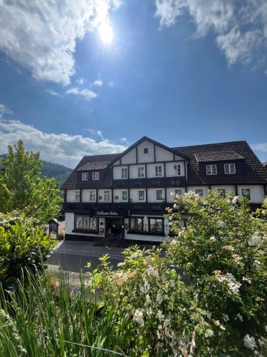 Entrance, B&B Apart Hotel Goldener Hahn - Pool & Sauna, Fruhstuck in Baiersbronn