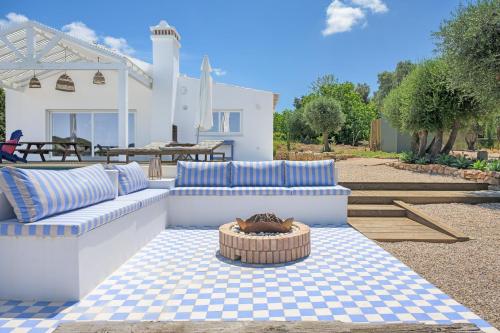 Casa da Antónia (Casa da Antonia) in ซานเตียโก โด คาเซม