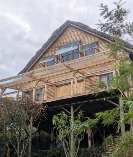 Ieeja, Flower Hill Garden Retreat in Kasunganyanja