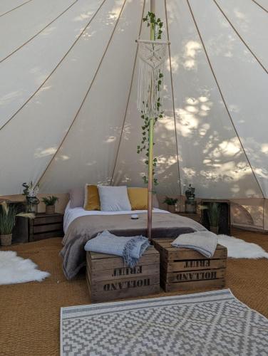 Barefoot Retreats in Hever