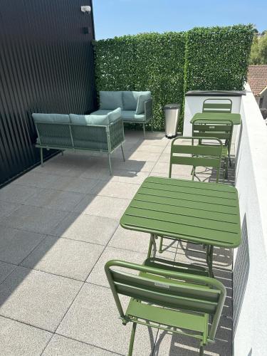 Facilities, Oporto Station Hostel & Rooms in Campana