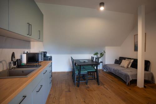 ห้องครัว, Apartman Beranek Sumava in ฮอยโซวาสตราช