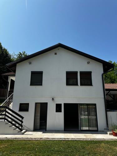 Deluxe Villa image 10