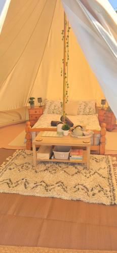 Sŵn Y Môr bell tent (Swn Y Mor bell tent) in Towyn