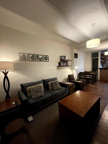 Duplex Moderno, Luminoso y Centrico en MVD 3 dormitorios 2 baños