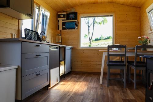 Maringotka U Skalek in Petrovice U Susice