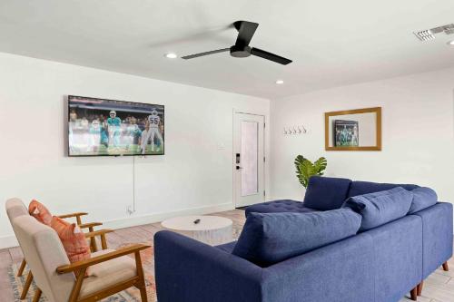 Holiday Home room in Serene Oasis Escape w/Pool+Spa Heart of Scottsdale