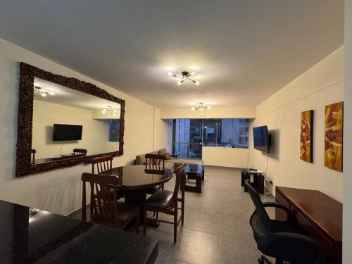 Style and location in Miraflores