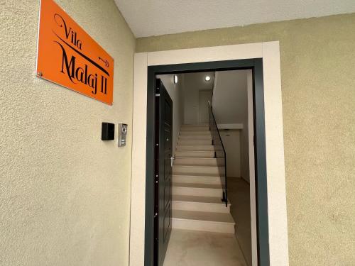 One-Bedroom Apartment image 1