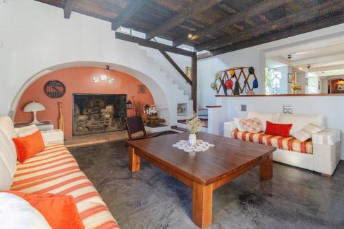 Exclusiva casa en Bella Vista in Bella Vista
