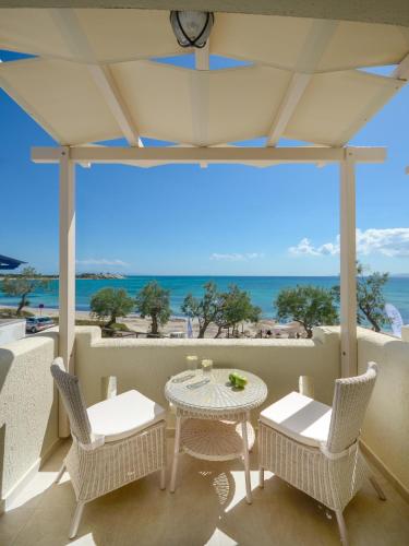 Angel Suites – Agia Anna, UT