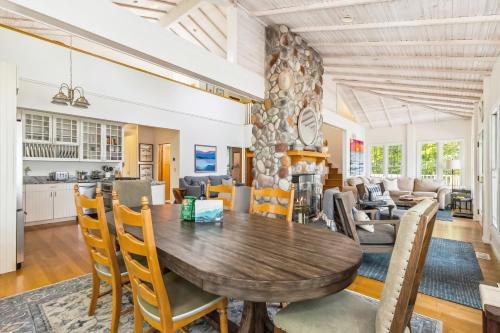 Coastal Cottage in สตีเว่นสวิลล์ (MI)