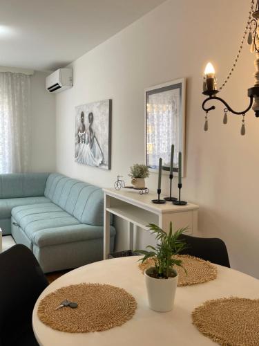 . Apartment Allure