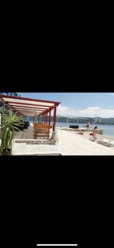 Apartment 4 enjoy in โคมาร์นา