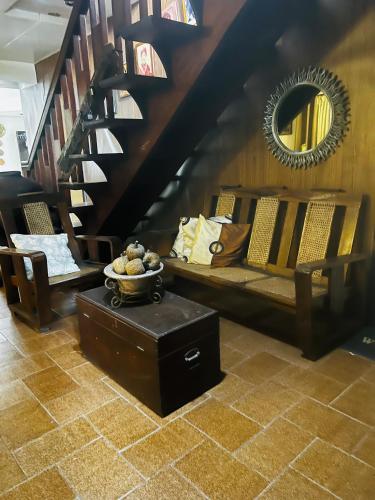 Anton & Isabel HomeStay Bangued in Bangued