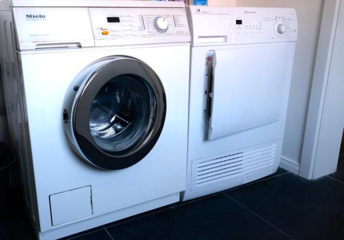 Modernes Ferienhaus bei Lüneburg Terrasse, Grill & Garten für 6 Gäste (Modernes Ferienhaus bei Luneburg Terrasse, Grill & Garten fur 6 Gaste) in Artlenburg